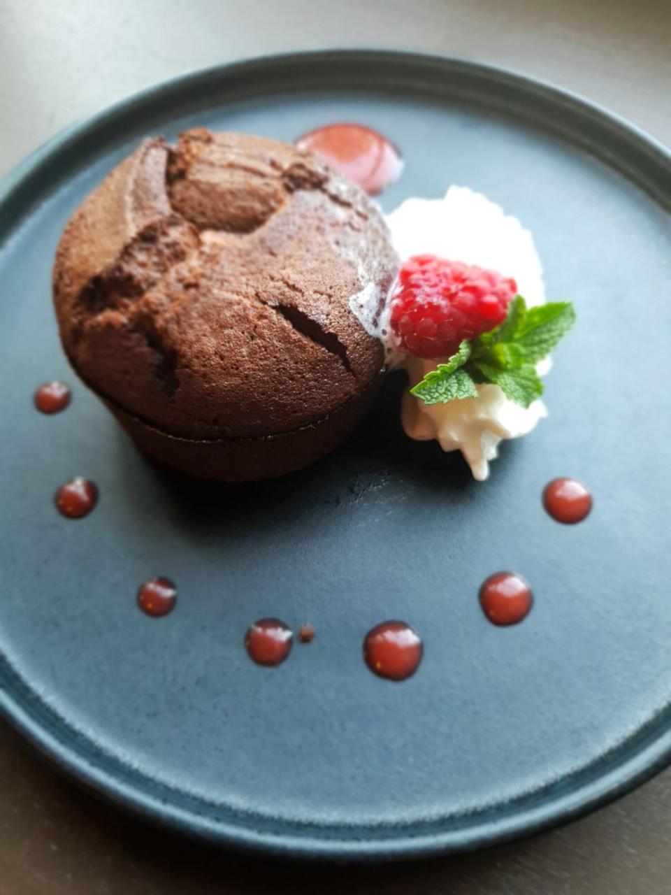 לה-רוש-סור-יון Hotel De La Gare - Restaurant Bistro Quai מראה חיצוני תמונה