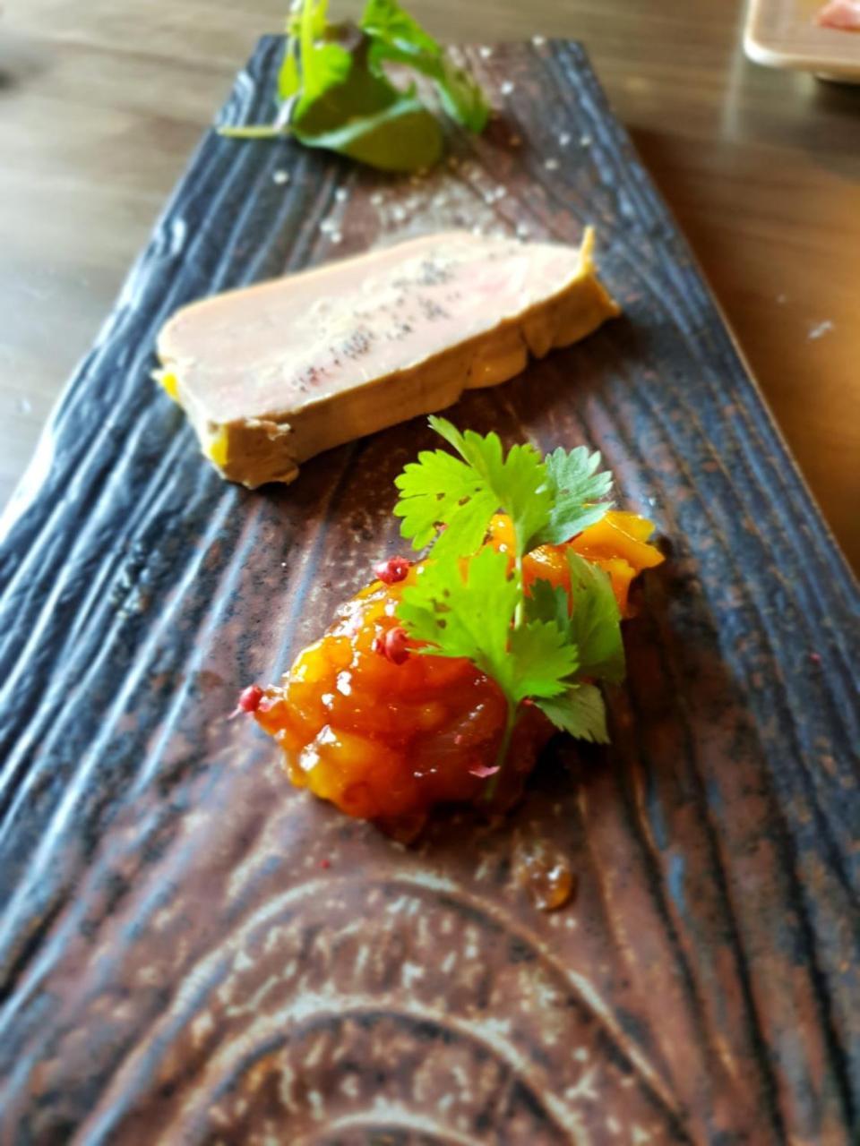 לה-רוש-סור-יון Hotel De La Gare - Restaurant Bistro Quai מראה חיצוני תמונה